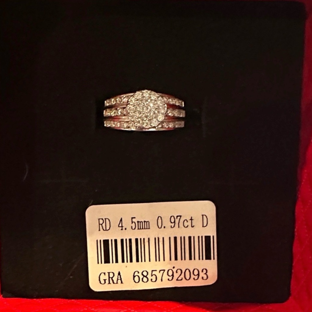 Elegant Silver 925 Moissanite 0.97ct Ring Set Sz 7
